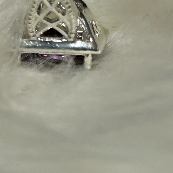 Elegant Purple and Silver Ring - Picture 7 of 10